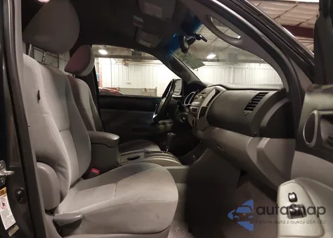 2010 Toyota Tacoma V6 z USA, uszkodzony, nr VIN 3TMMU4FN5AM019383